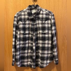 Women’s Oversized Flannel! Brand: American Eagle - Size: Medium - Color: Blk/Wht